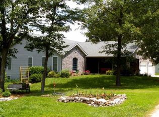 494 Fairview Church Rd, Hawk Point, MO 63349