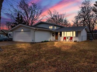 2824 SW James St, Topeka, KS 66614