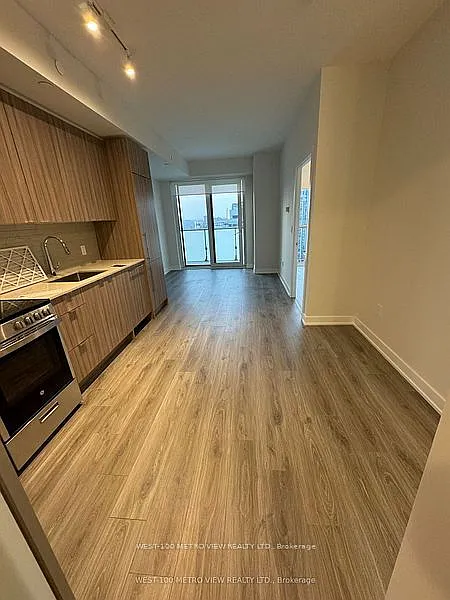 2 bed, $2,600 — Photo 4
