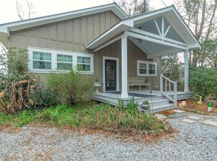 7107 Bay Rd, Mobile, AL 36605