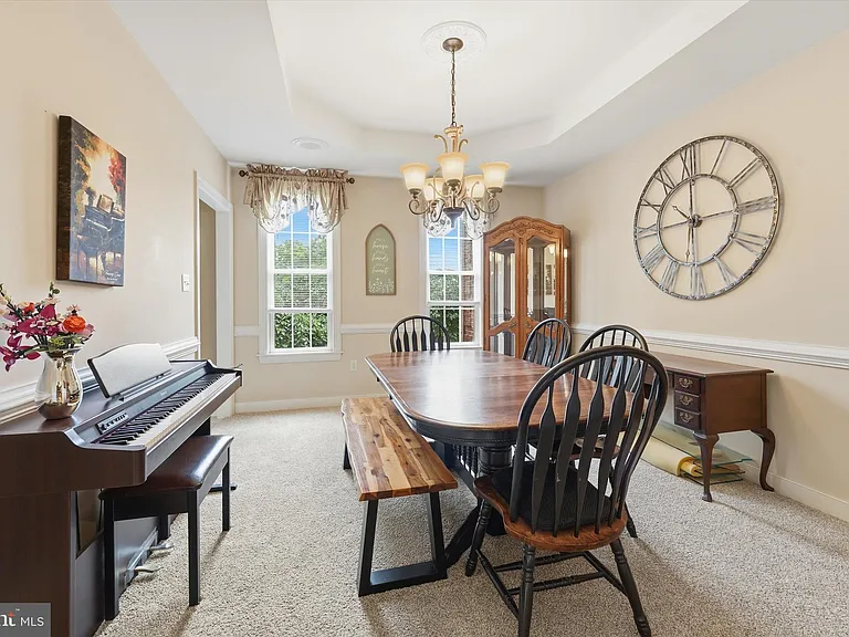 11406 Rolling Green Pl — Photo 19