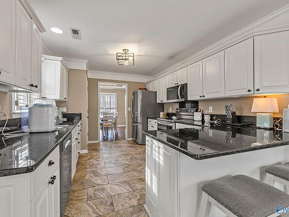 5th image of 1611 Stone River Pl SW
