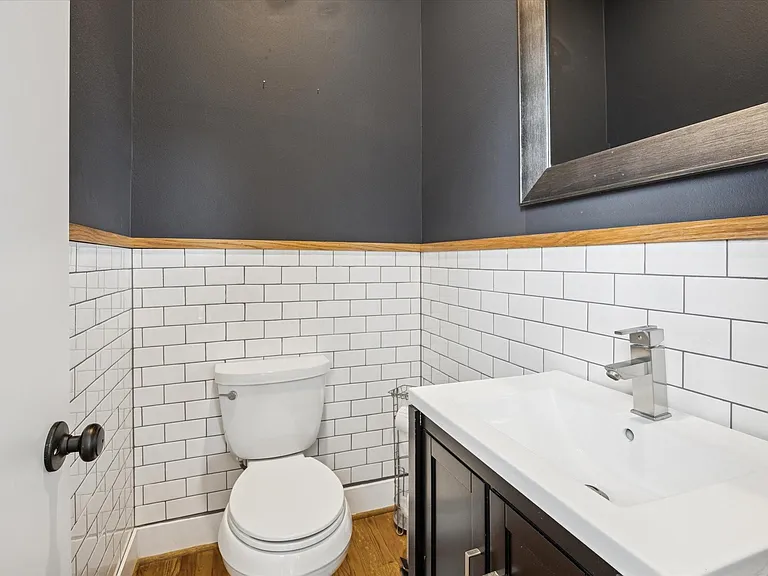 2404 Fairview Ave #C — Photo 20