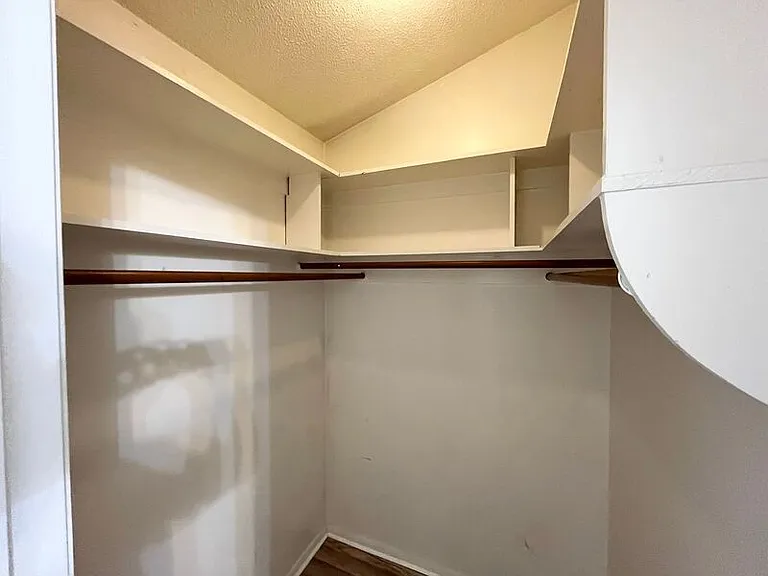 5414 Wayne St — Photo 14