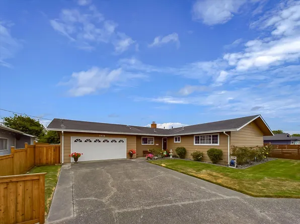 1978 Leslie Ct, Arcata, CA 95521