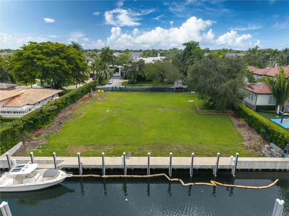 9340 Balada St, Coral Gables, FL 33156