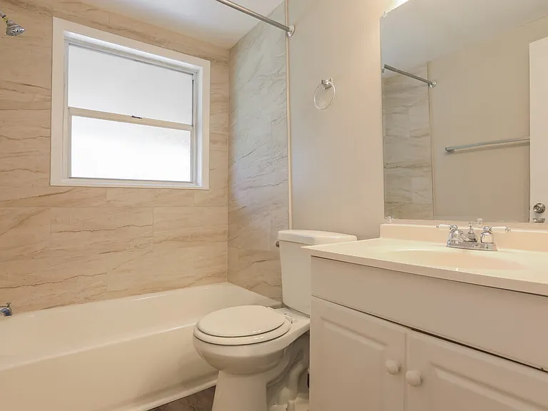 432 Briarwood Rd — Photo 15