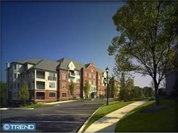 5306 Parkview Dr, Haverford, PA 19041