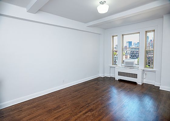 1st image of 24 5th Ave APT 1226