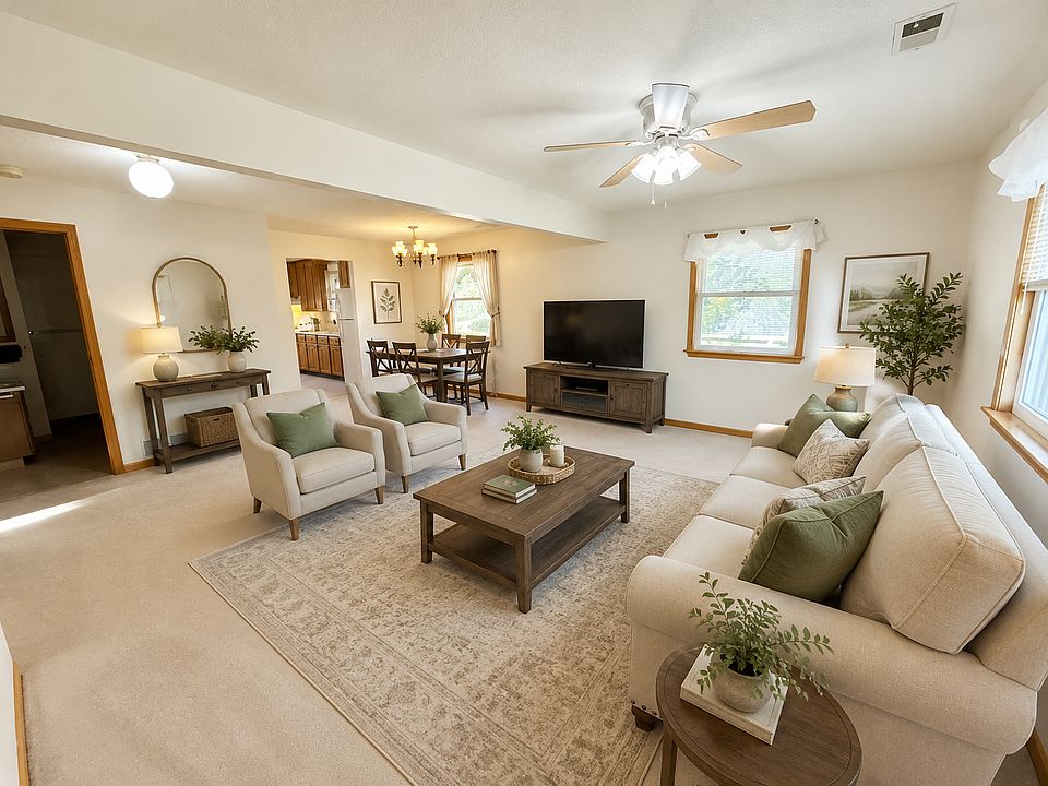 1st image of 1609 3rd Ave #2