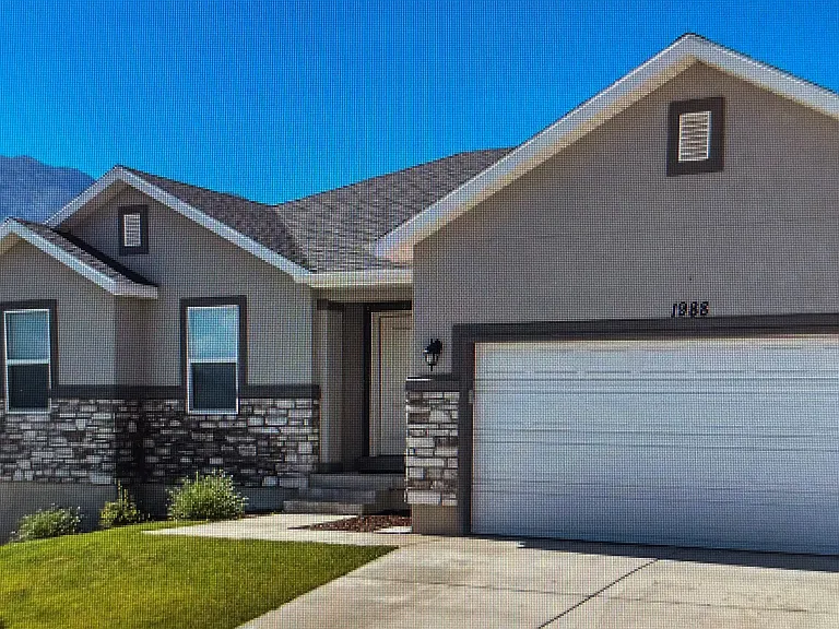 1988 S Marigold Way — Photo 1