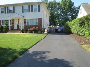 406 Chestnut St, Middlesex, NJ 08846