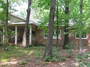 1462 Post Rd, Cleveland, GA 30528