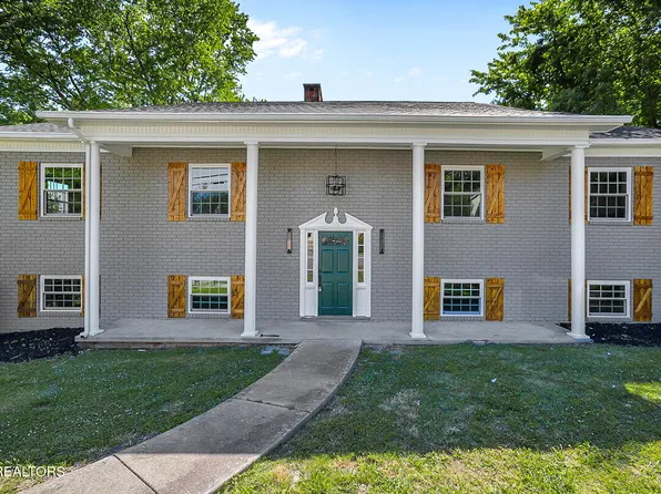 402 N A St, Lenoir City, TN 37771