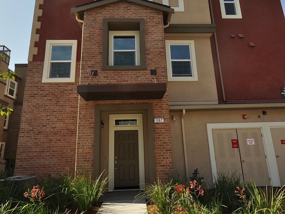 1st image of 1067 Eagle Way
