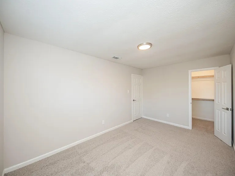 121 Coffee Ln — Photo 19