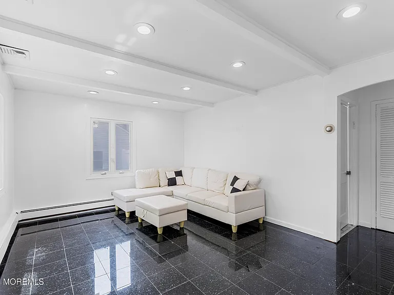 297 Highland Ave — Photo 23