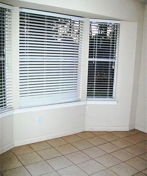 1922 Havenhouse Dr — Photo 10