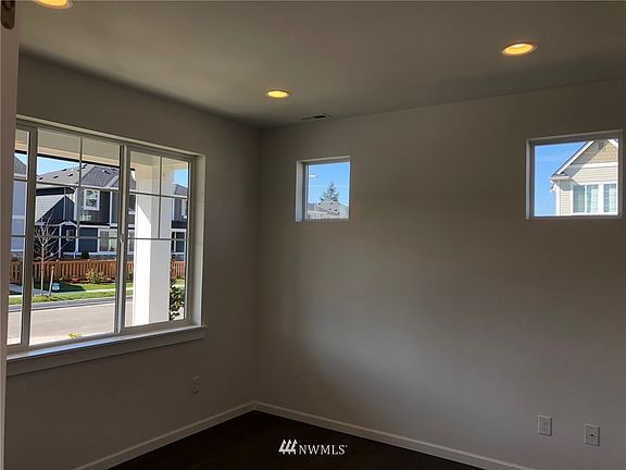 3rd image of 1408 S 274th (Lot 10) Street