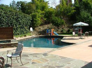 5004 Oakdale Ave, Woodland Hills, CA 91364