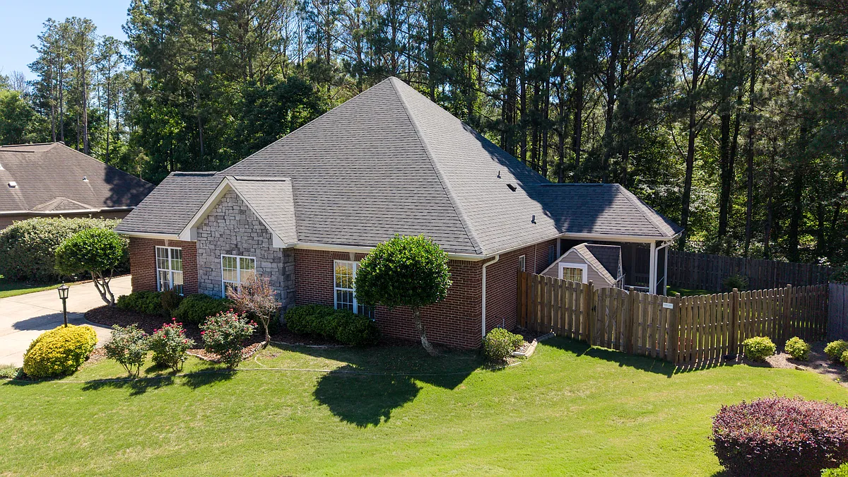 Arial view of home with fenced in back yard and 3 lockable gates - 213 Wixford Way