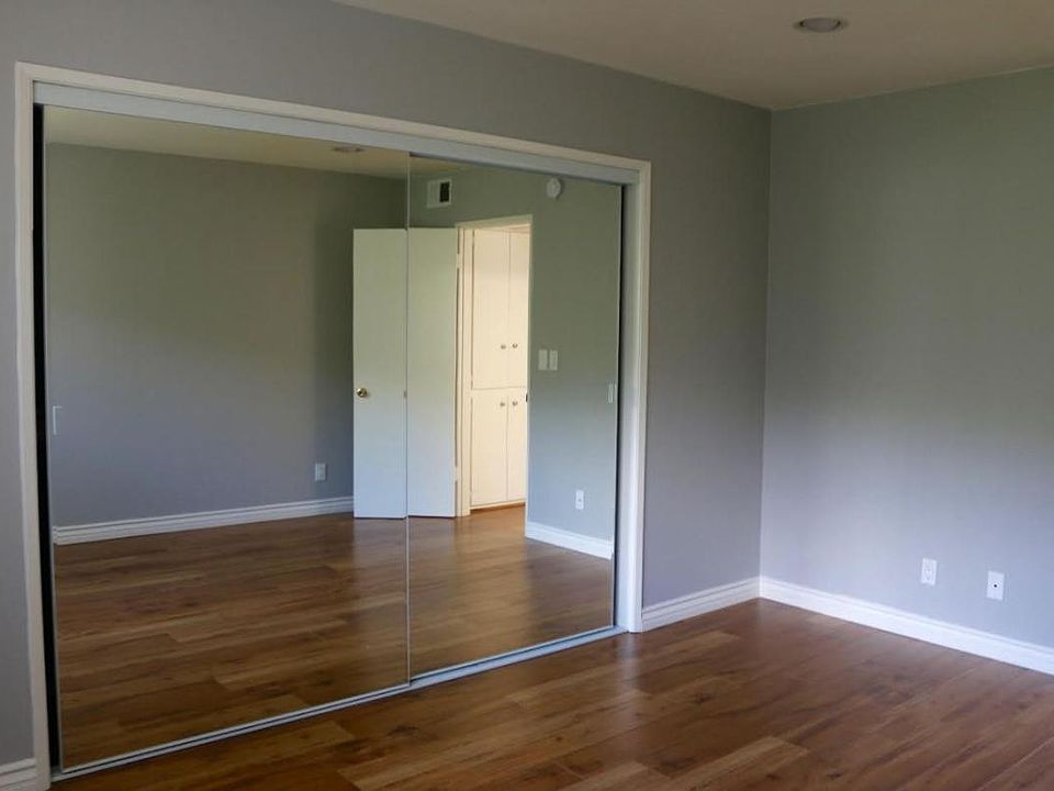 1st image of 19229 Nordhoff St APT 28