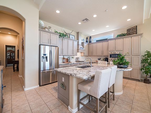 4th image of 34020 N 59th Pl
