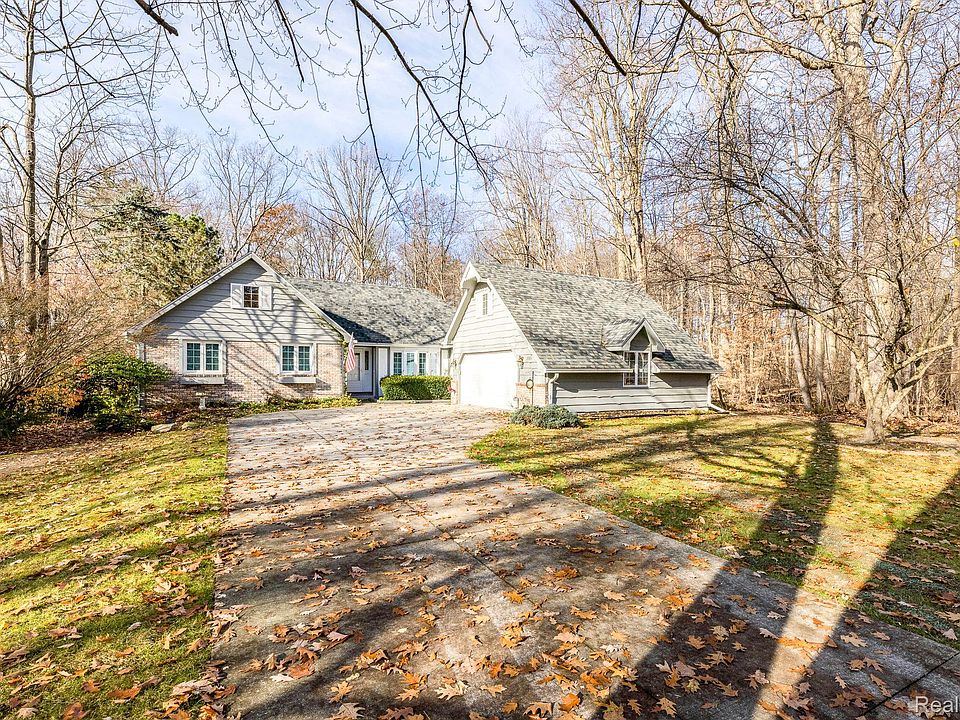 1st image of 3685 Wilson Dr