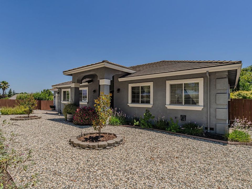 1st image of 2031 Hartvickson Ln