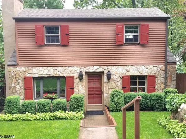 455 Windemere Ave, Mount Arlington Boro, NJ 07856