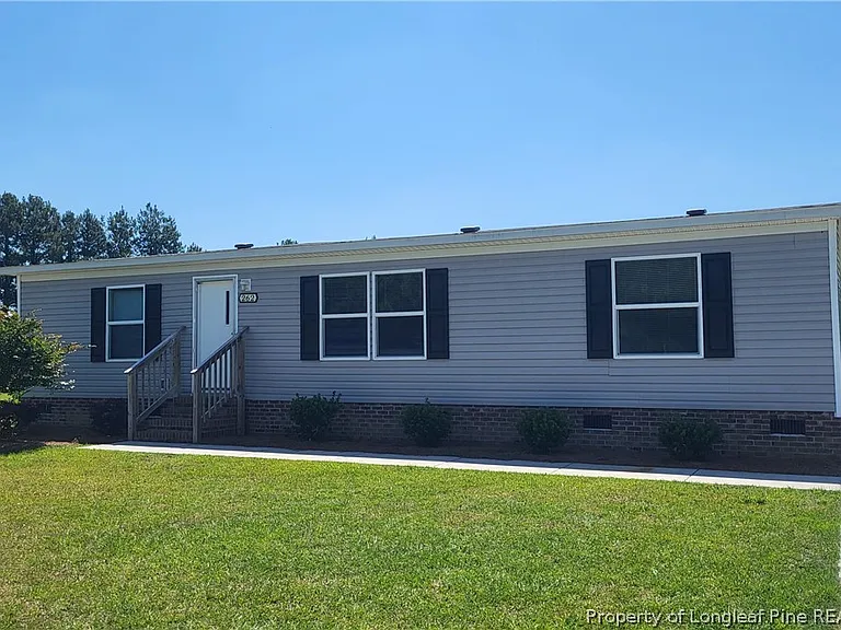 262 Burns Rd — Photo 1
