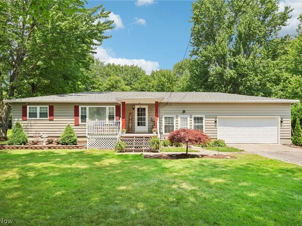 1380 Hamlin Dr, Ashtabula, OH 44004