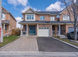 113 Rockgarden Trl, Brampton, ON L6R 3N2