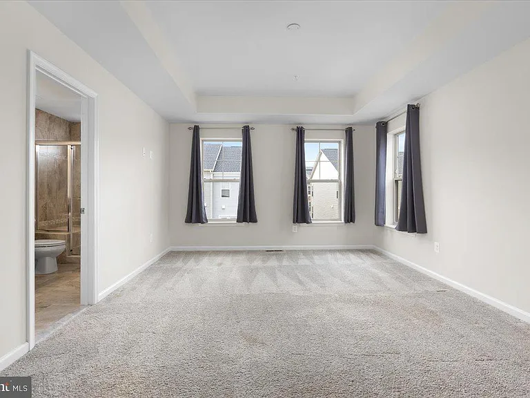 7210 Hartley Ln — Photo 18