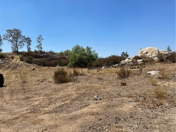 35575 Clothier Rd, Hemet, CA 92544