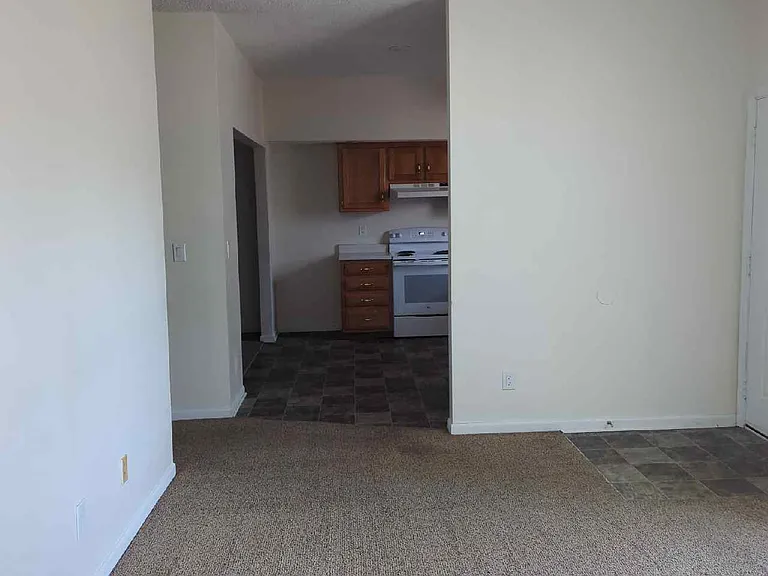 507 Streck Ct #C — Photo 4