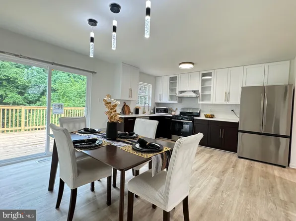 1100 Falconett Ct, Upper Marlboro, MD 20774