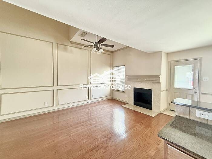 1st image of 3905 Fernando Dr