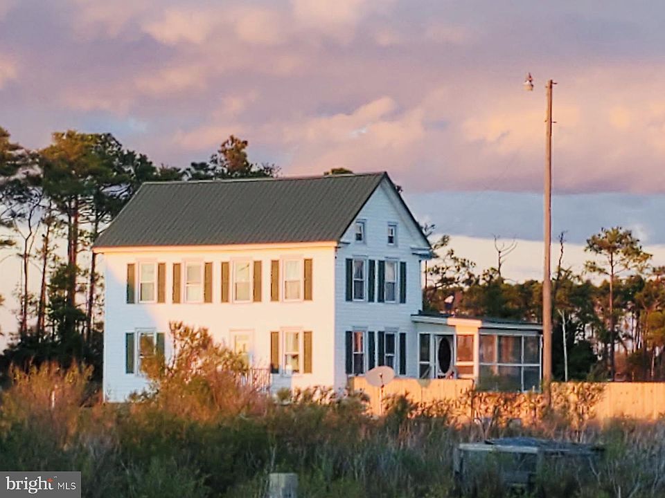 1st image of 1511 Crocheron Rd