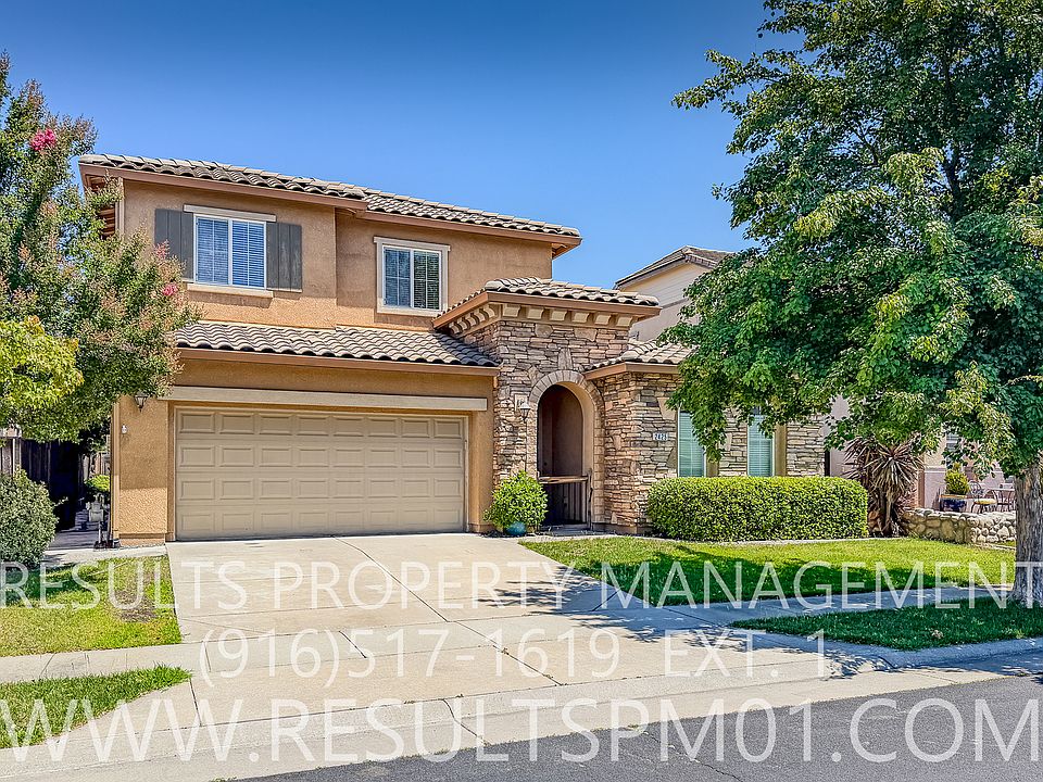 1st image of 2425 Foxcroft Cir