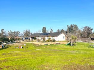 16823 La Canada Rd, Madera, CA 93636