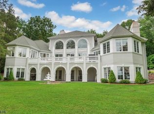 67 Henry Rd, Green, NJ 07860