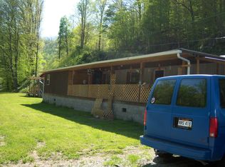 7651 Cabwaylingo Park Rd, Wilsondale, WV 25699
