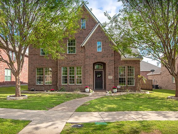 Front yard & elevation.