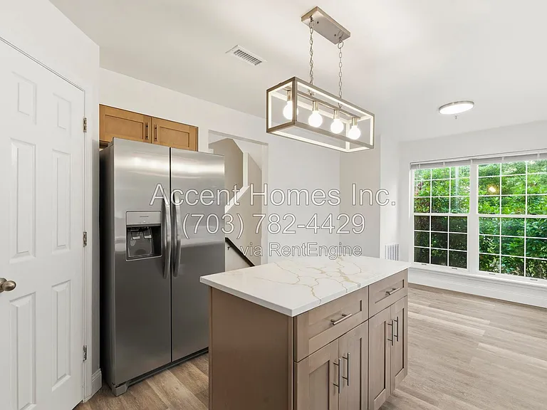 10299 Wimbledon Pl — Photo 9