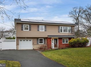 973 Stafford Dr, Toms River, NJ 08753