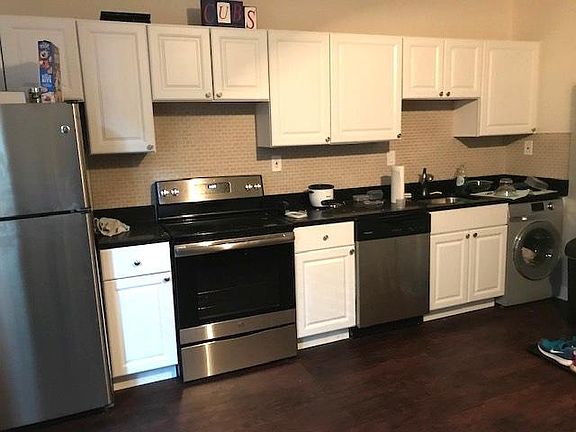 5th image of 3345 N Marshfield Ave #205-308-40