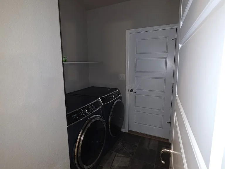 1058 E Ranch Dr — Photo 7