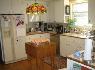 25 Grant Hill Rd, Bloomfield, CT 06002