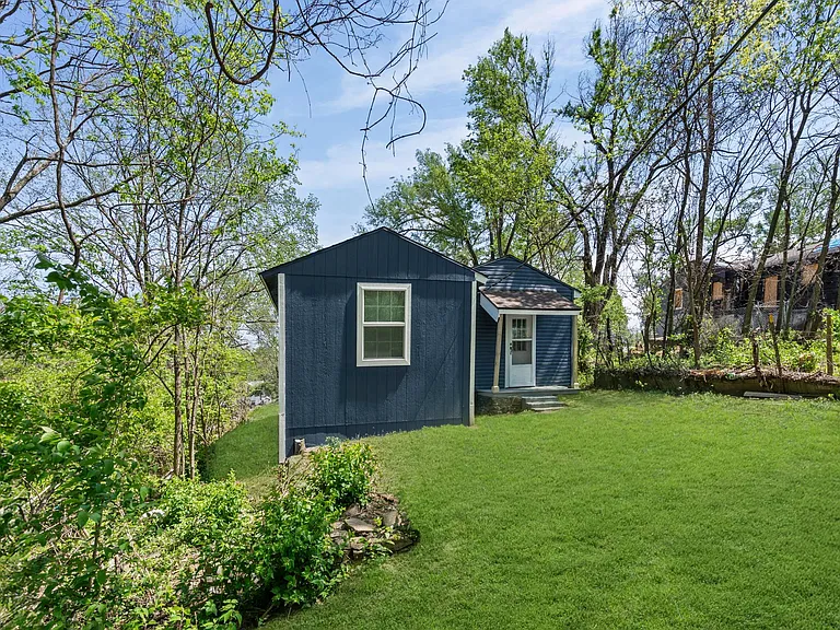 6938 Askew Ave — Photo 29